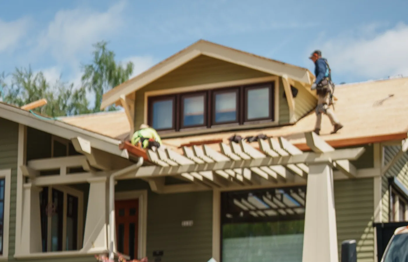 How Heat Causes Roof Damage: What to Look for During Your Next Roof Inspection